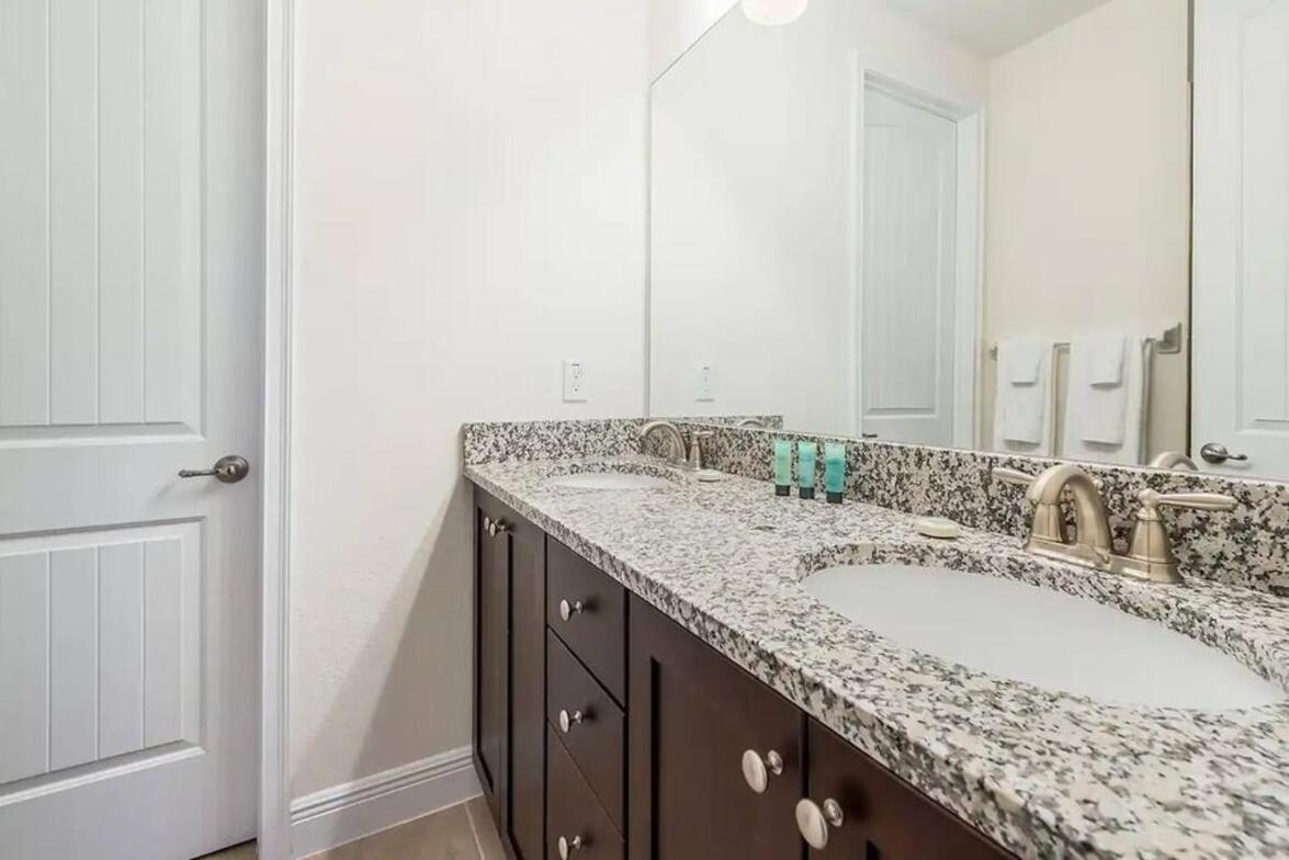 Gorgeous Home W Game Room Heated Pool Spa Orlando Bagian luar foto